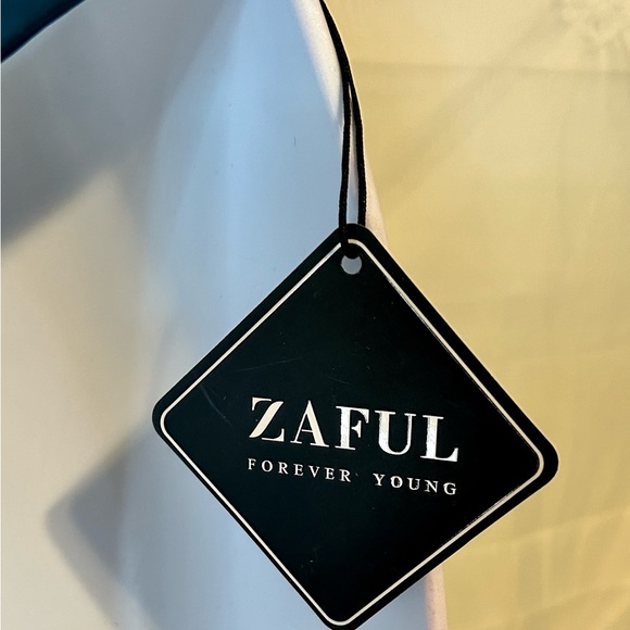 NWT One Shoulder, High Cut Thong Bikini Set- Sz 6 - Picture 7 of 10